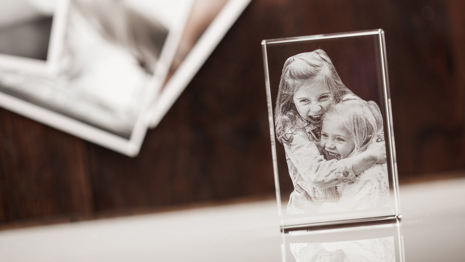 3D photo crystals can be of family, the grandkids or a beloved pet. We can even do objects and architecture.