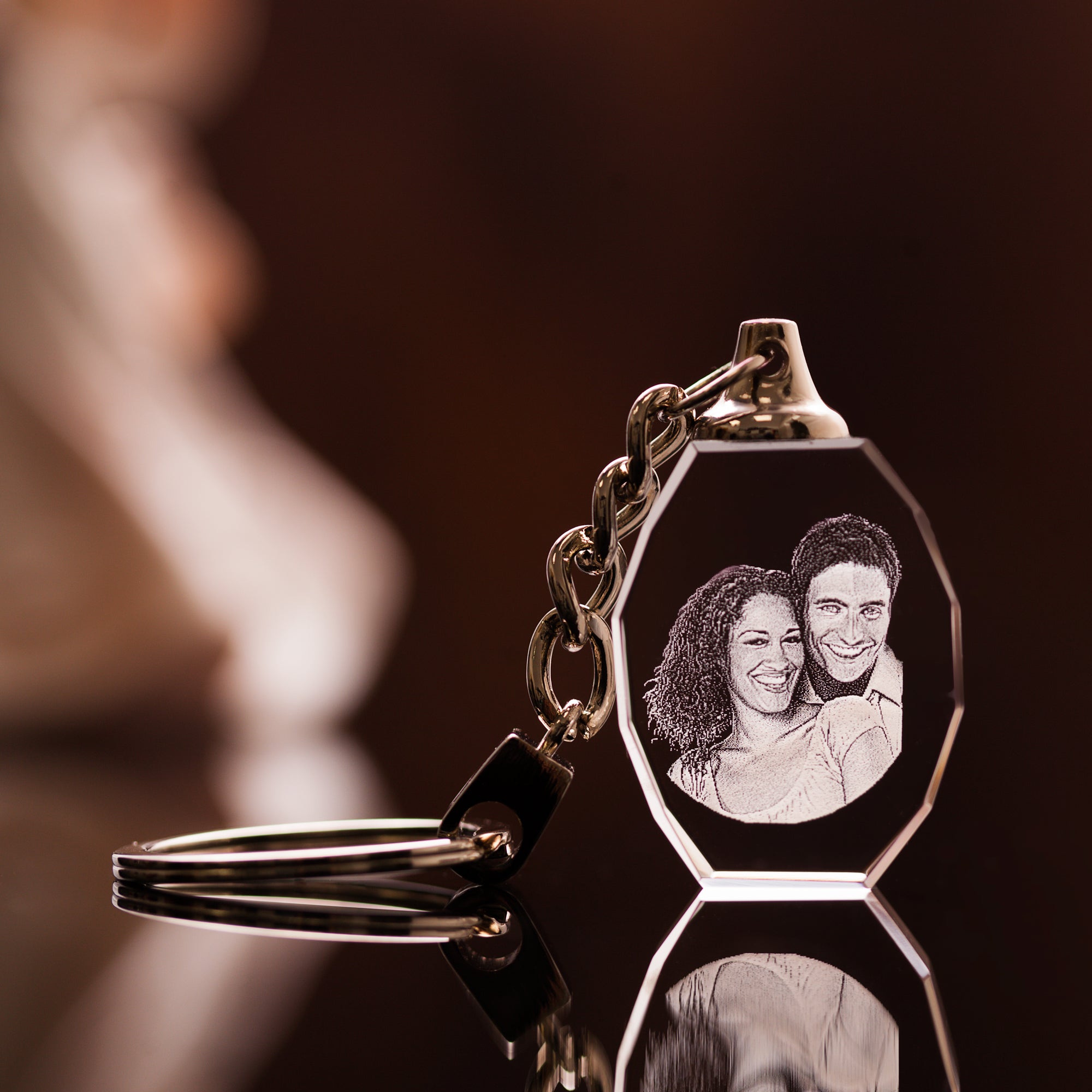 Laser engraved photo crystal Keyring Oval Shaped – Photocrystal